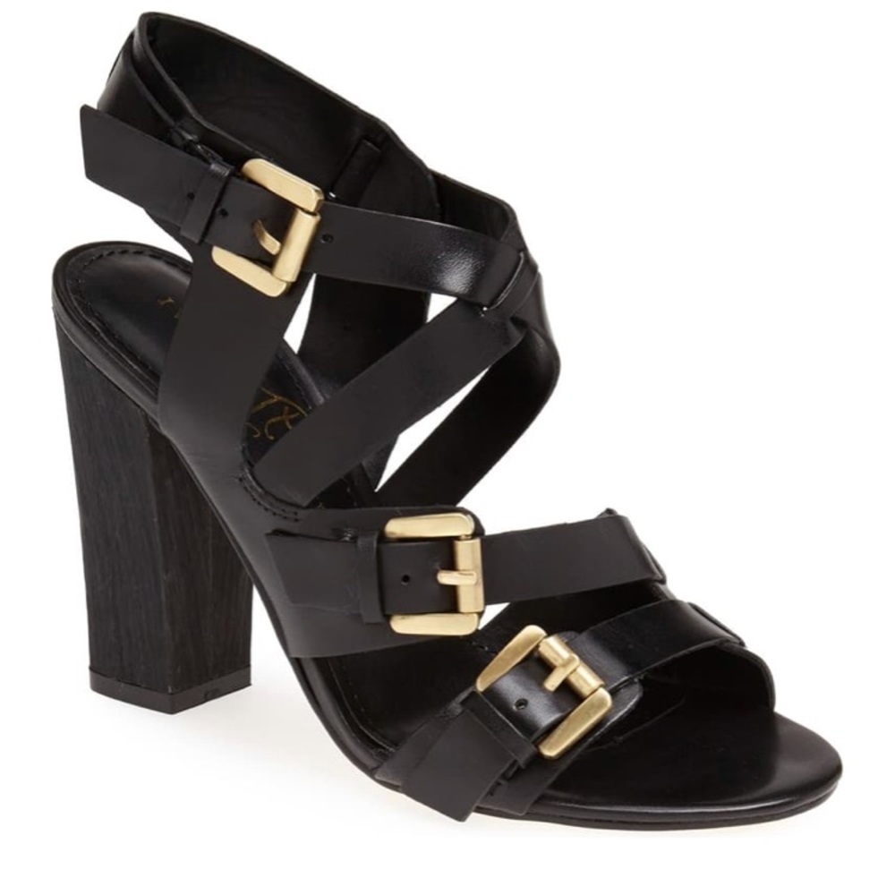 Ivanka Trump Bernie heel